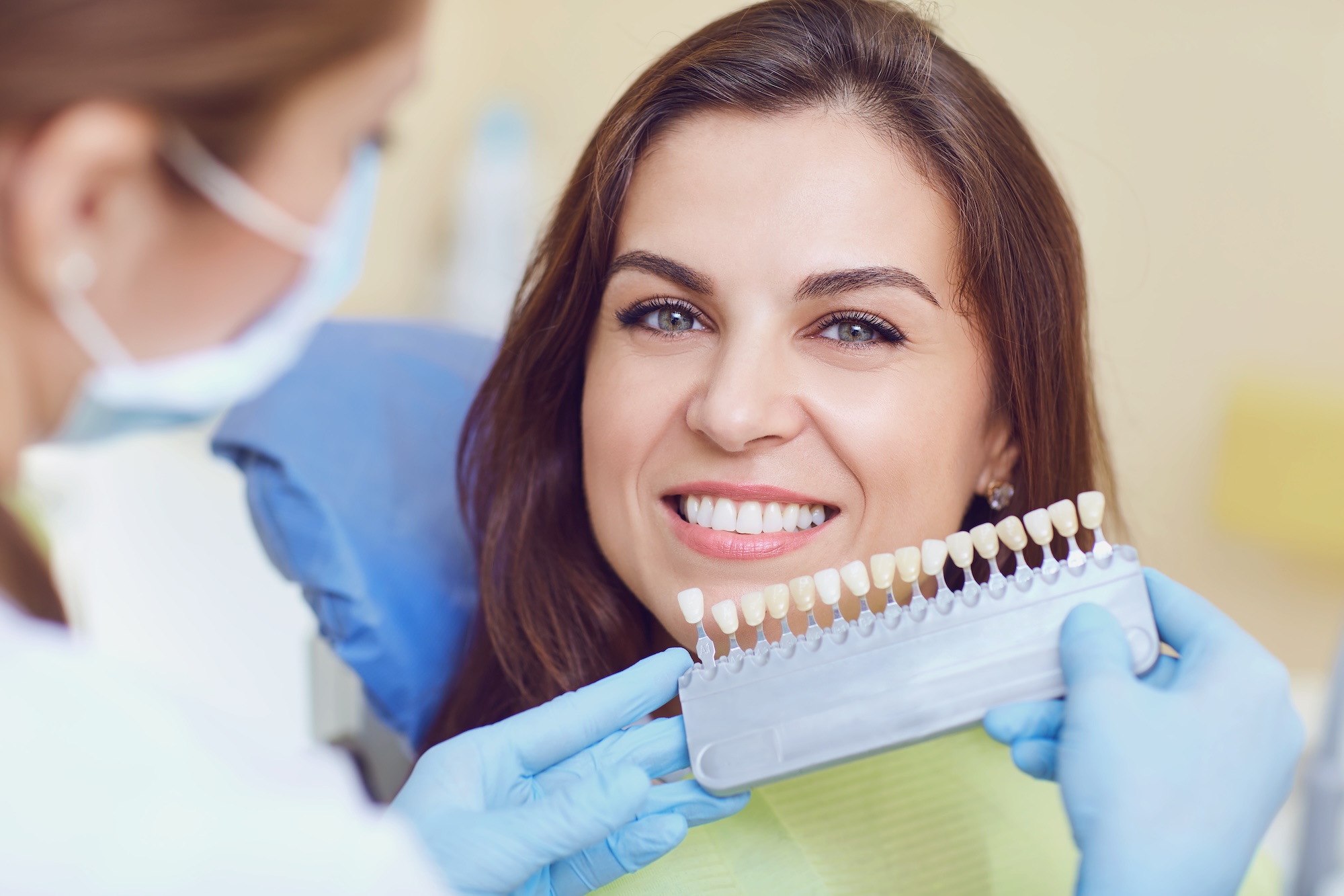 Featured image for “Why Choose Professional Teeth Whitening in Albuquerque Over At-Home Kits?”